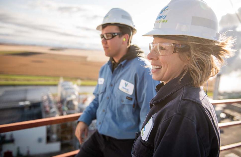 Royal Dutch Shell employees at an ethanol plant.